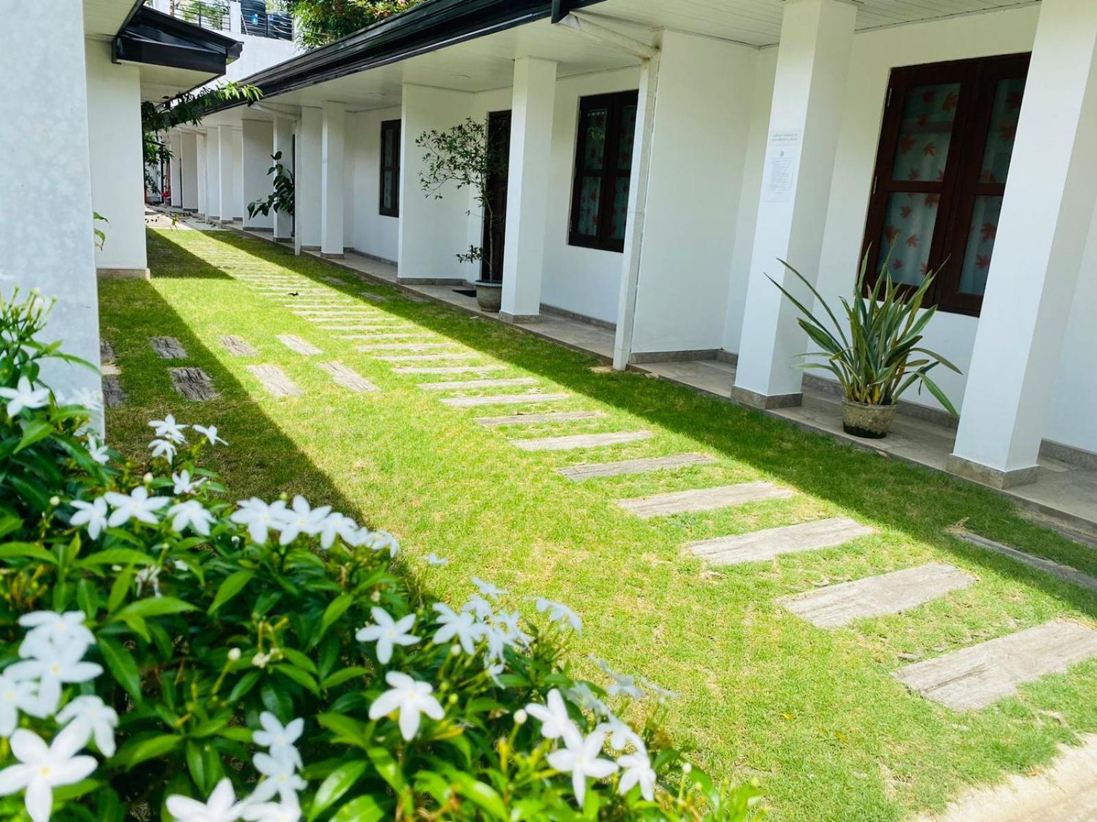 Premium Cottages B&B Курунегала Екстер'єр фото